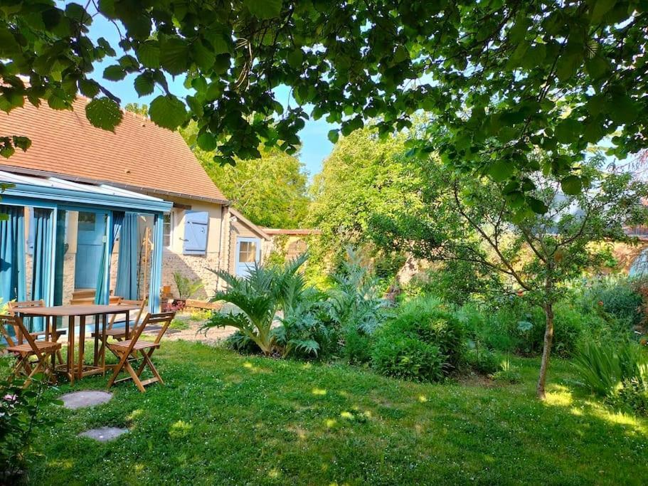 Charmante Maisonnette En Pierre Écardenville-sur-Eure Exterior photo